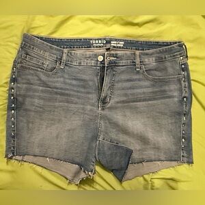 Torrid Perfect 5” Short